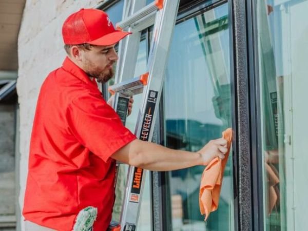 Window Cleaning In Roswell GA